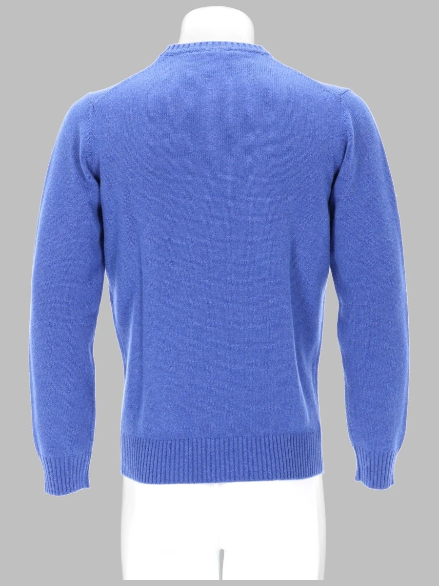 MAGLIA IN CASHMERE.webp