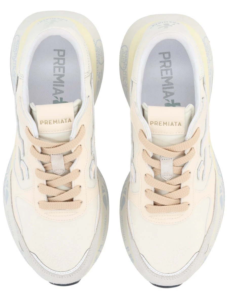 SNEAKER "LAURYN".webp