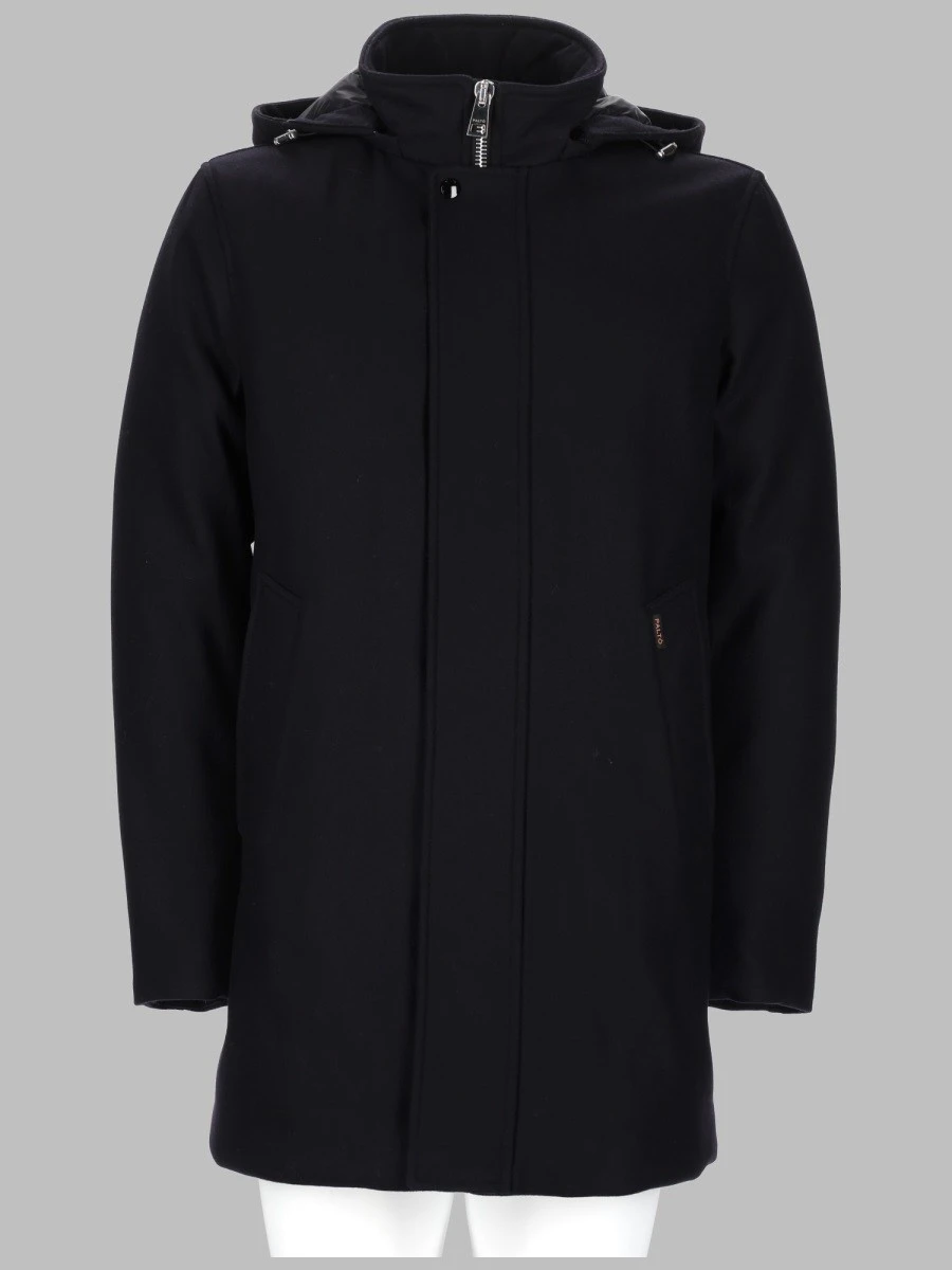 CAPPOTTO IN LANA CON CAPPUCCIO.webp
