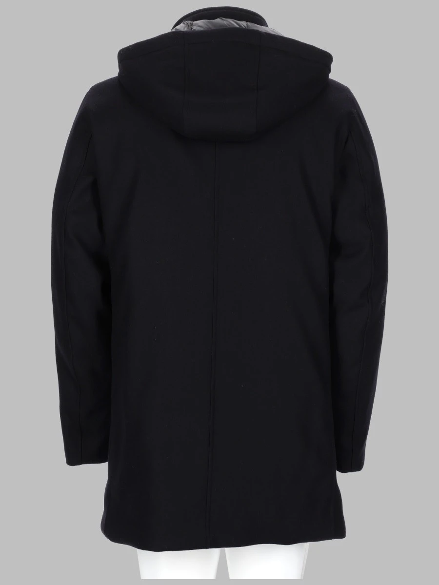 CAPPOTTO IN LANA CON CAPPUCCIO.webp