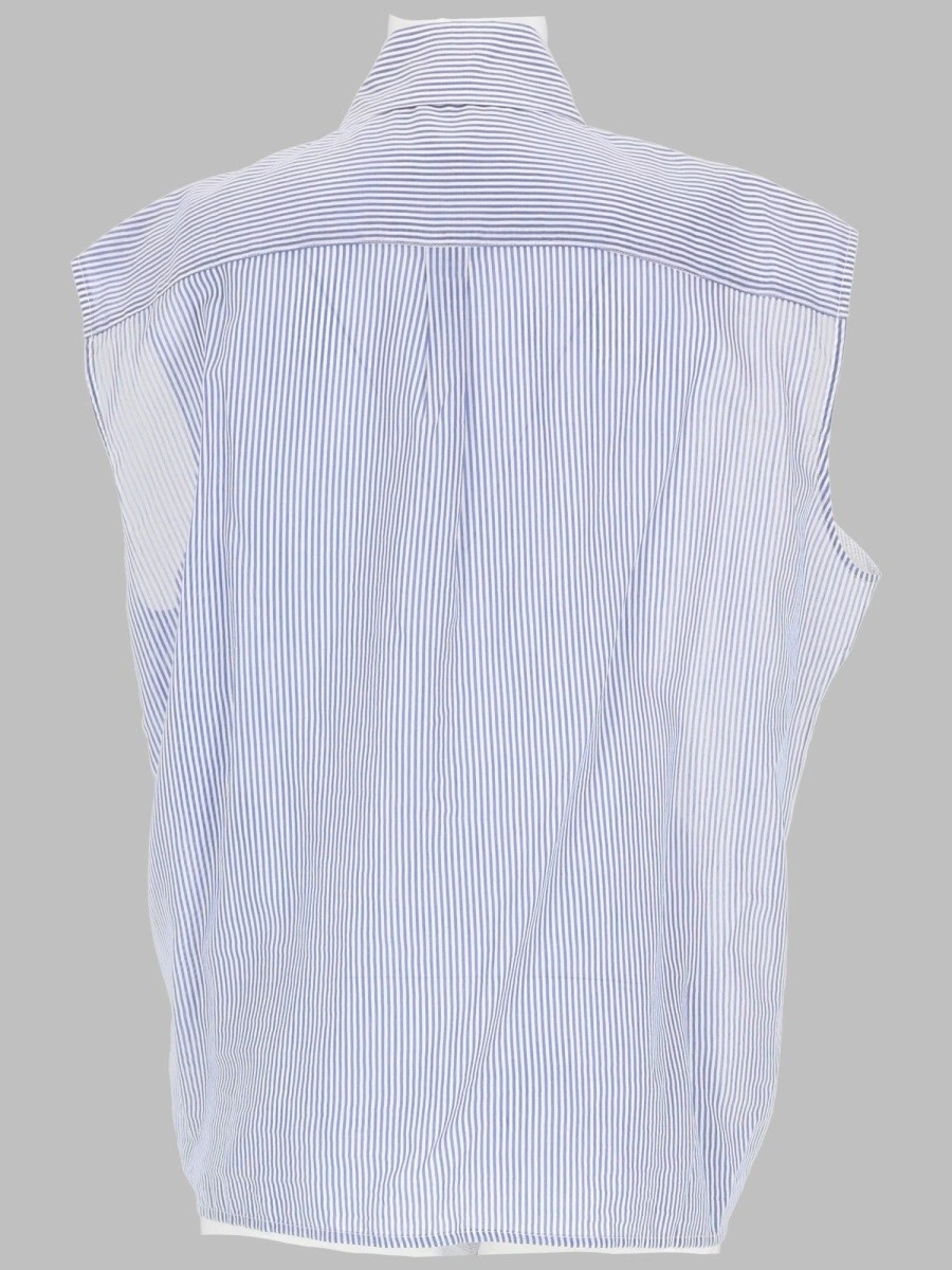 sleeveless shirt.webp