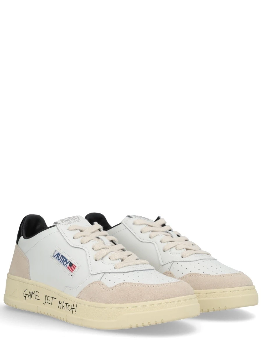 SNEAKER "MEDALIST LOW".webp