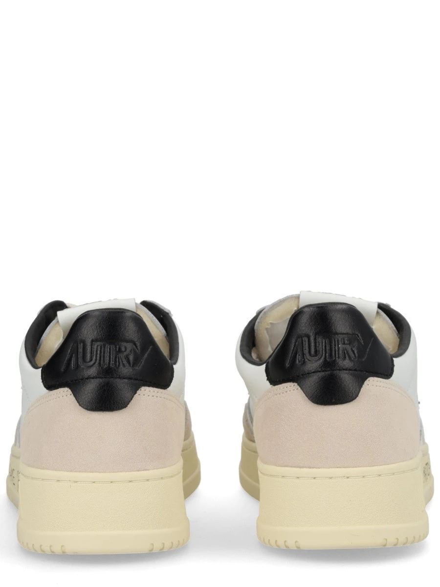 SNEAKER "MEDALIST LOW".webp
