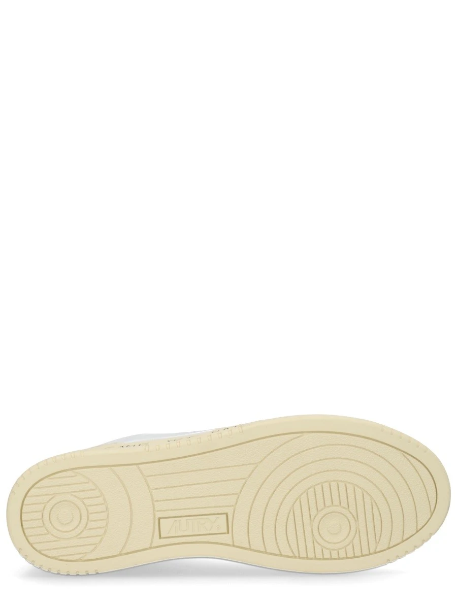 SNEAKER "MEDALIST LOW".webp