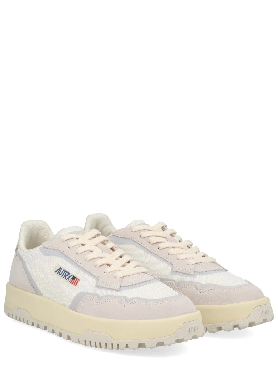 SNEAKER "WILDPACE LOW".webp