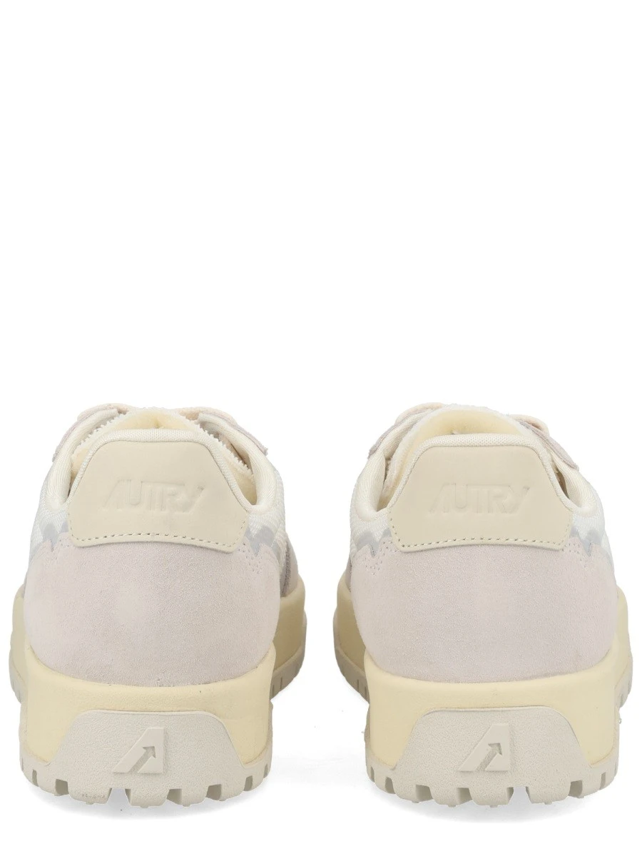 SNEAKER "WILDPACE LOW".webp