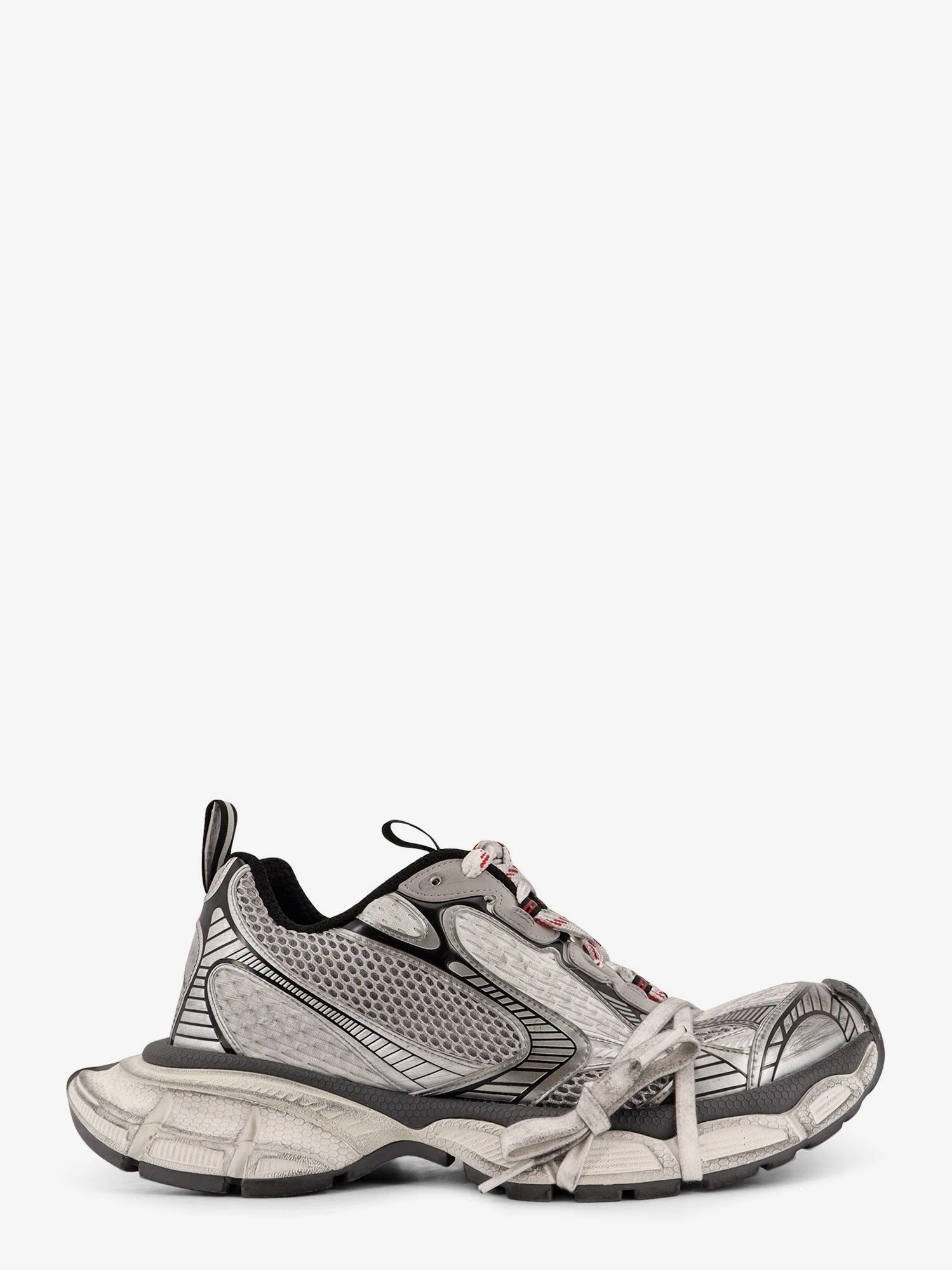 3XL mesh sneakers.webp