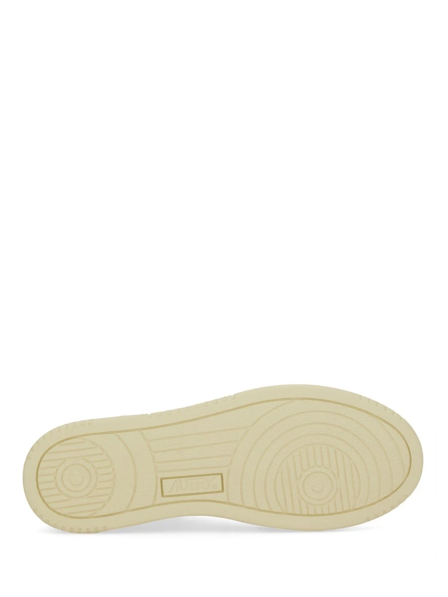 SNEAKER MEDALIST LOW.webp