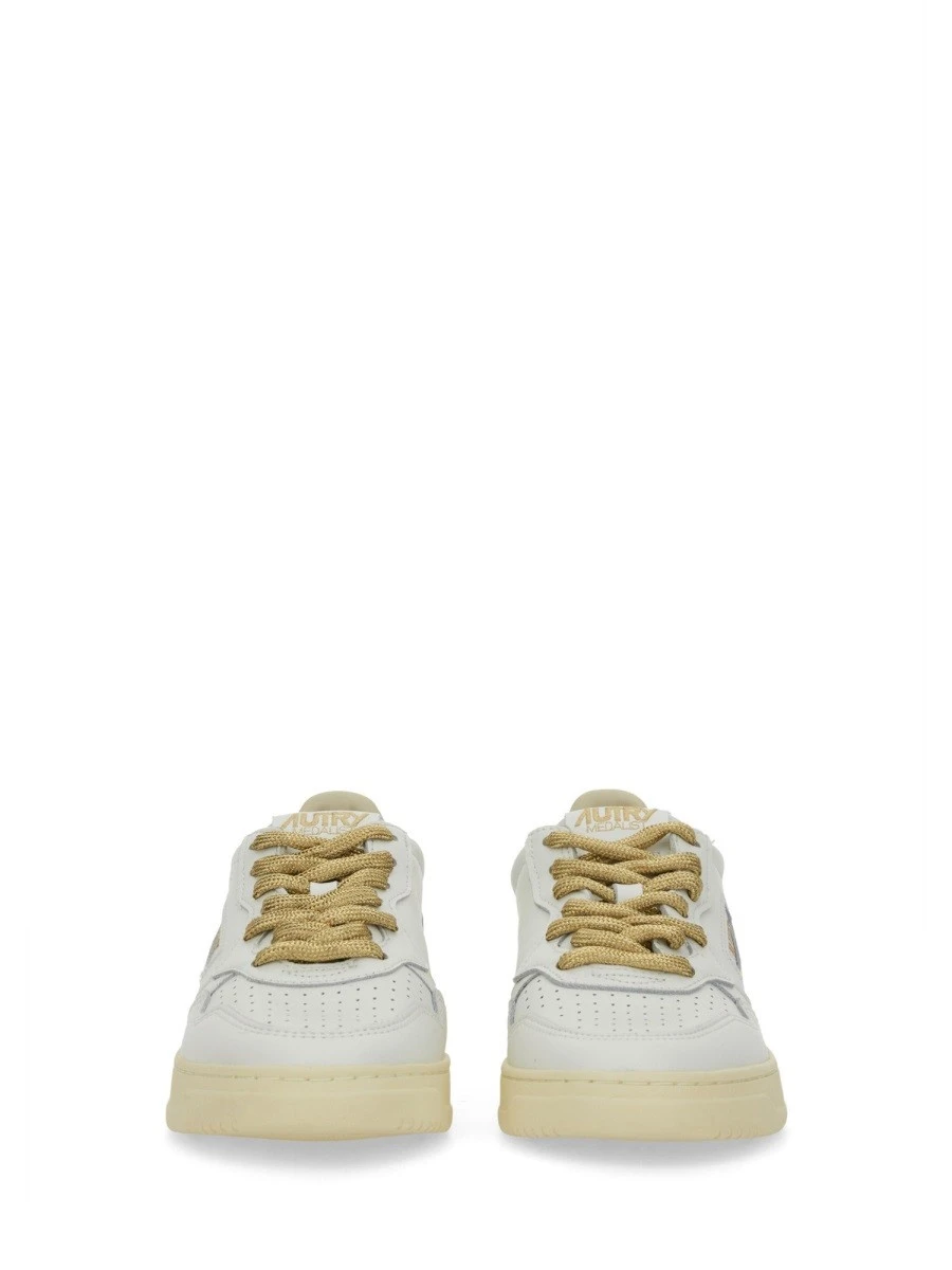 SNEAKER MEDALIST LOW.webp