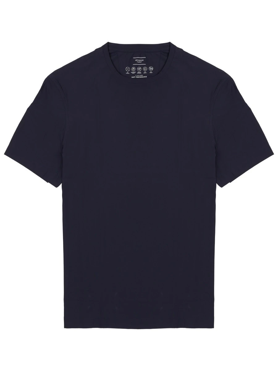 T-SHIRT IN TESSUTO TECNICO.webp