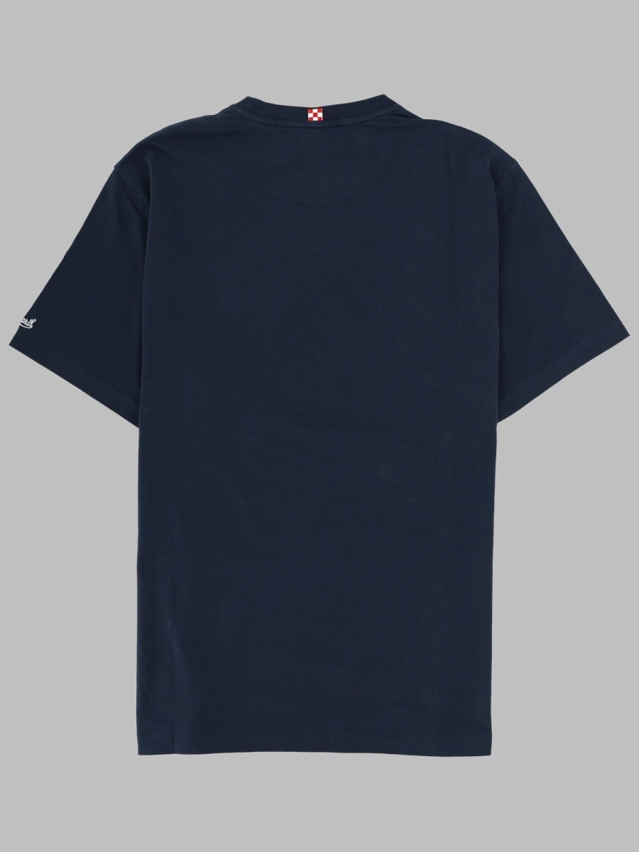 T-SHIRT CON RICAMO.webp
