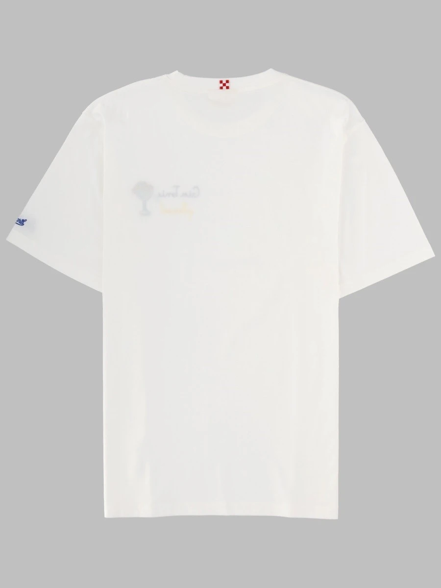 T-SHIRT CON RICAMO.webp