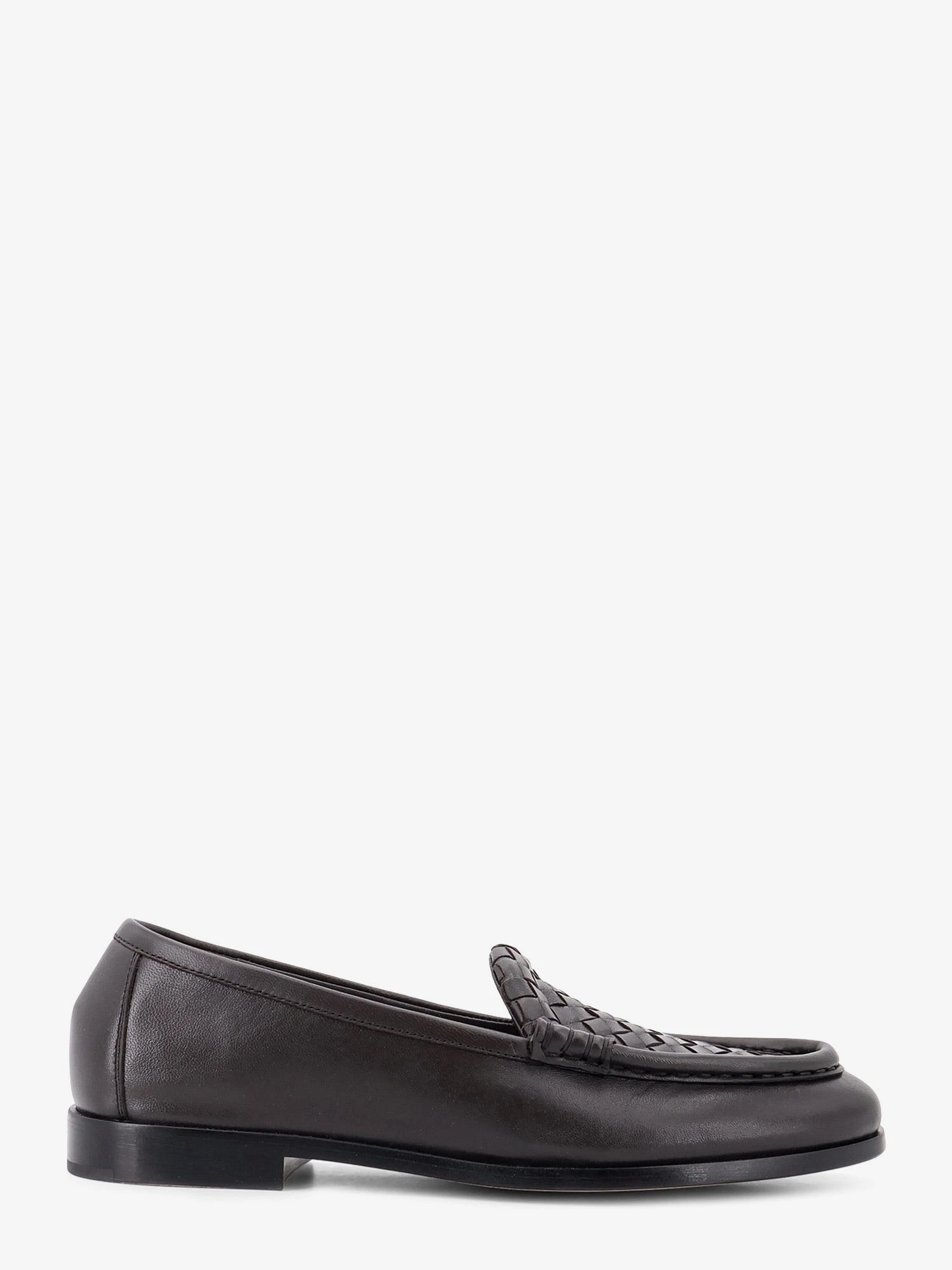 Silenzio leather loafers with Intrecciato motif.webp