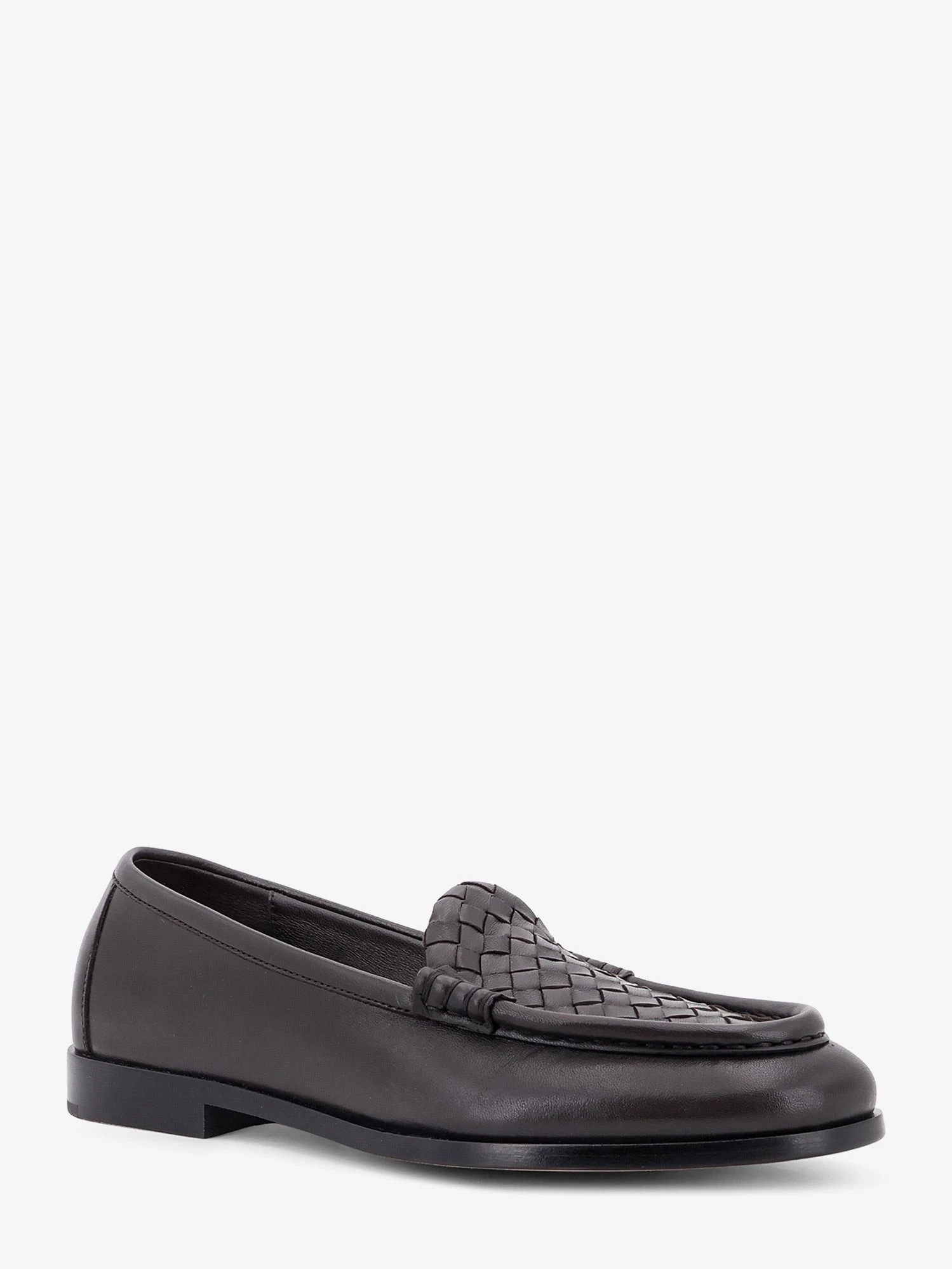 Silenzio leather loafers with Intrecciato motif.webp