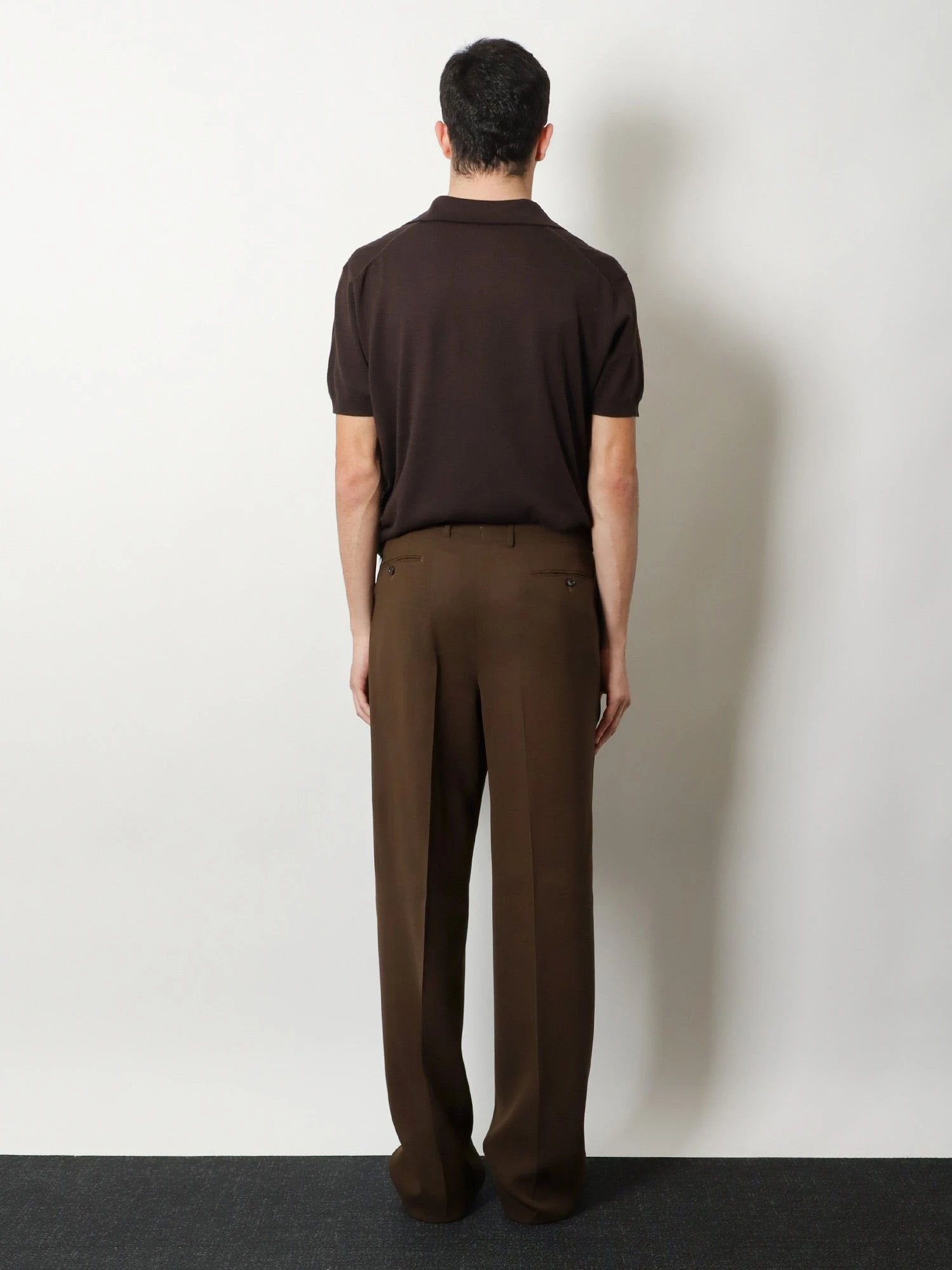 Wool trousers with pinces.webp