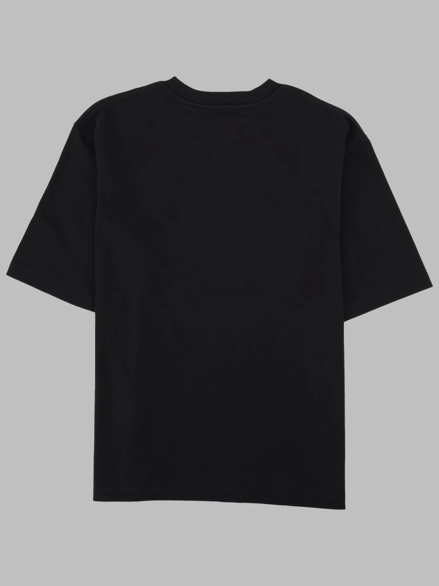 T-SHIRT CON STAMPA E LOGO.webp