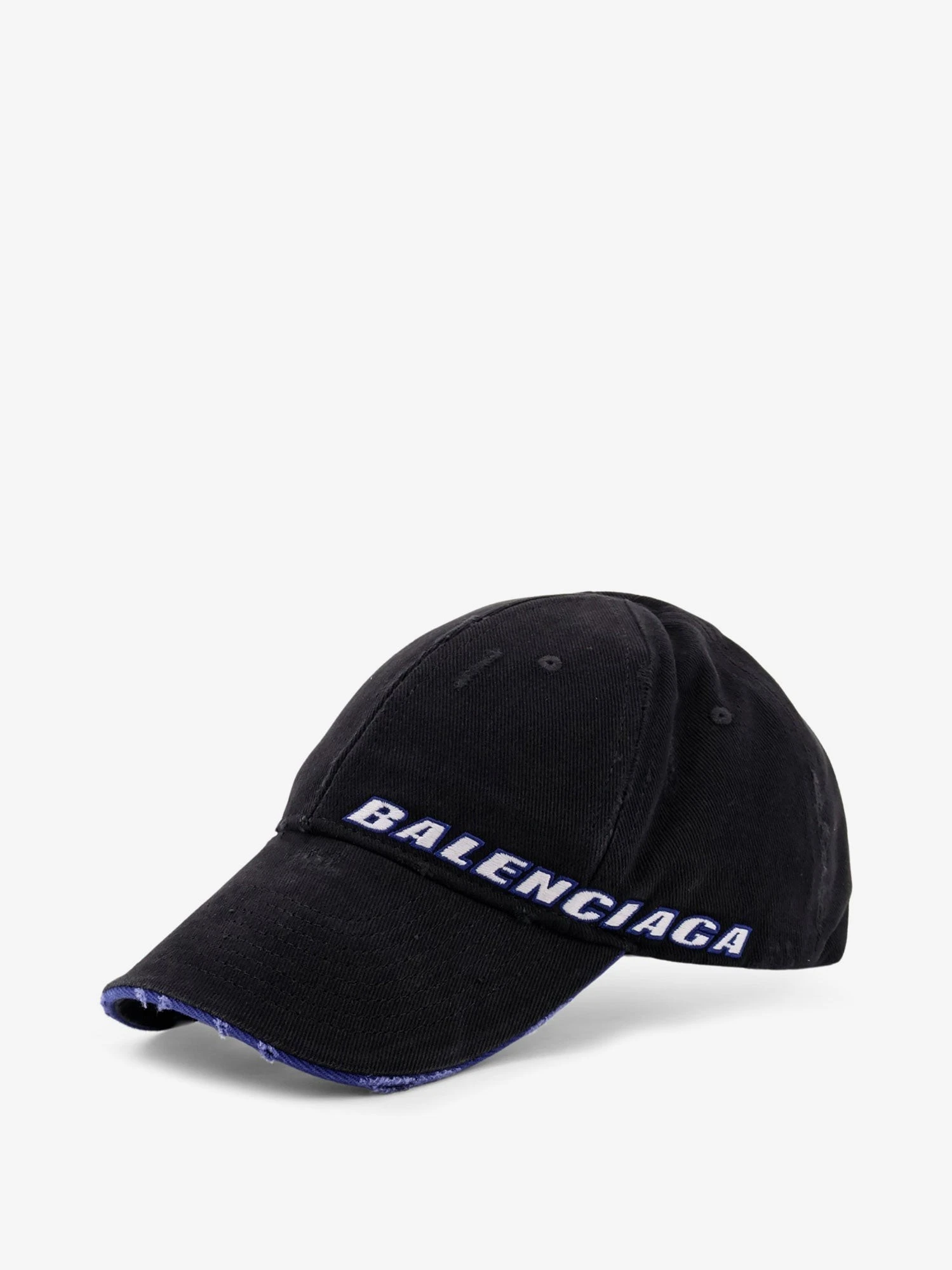 Cotton baseball hat with distressed effect.webp