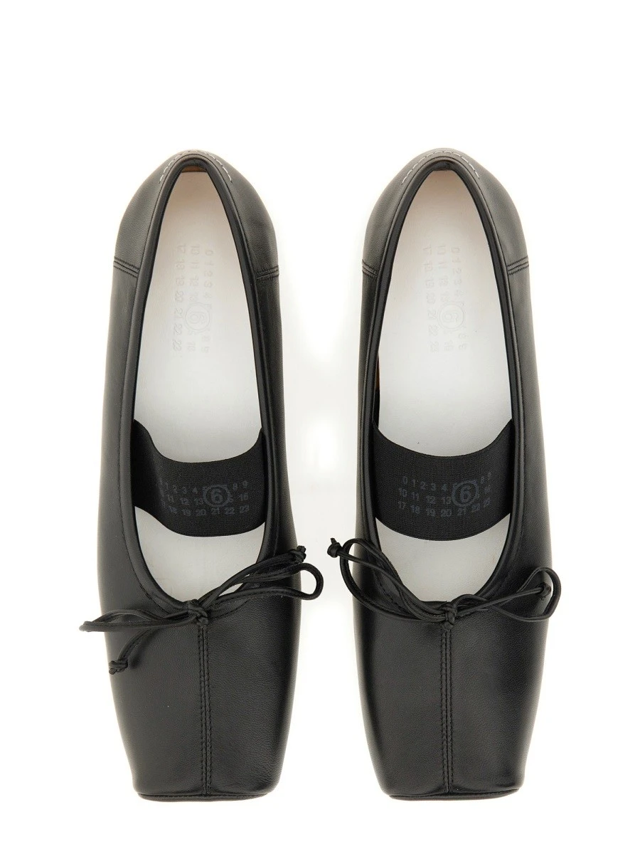 LEATHER BALLERINA.webp