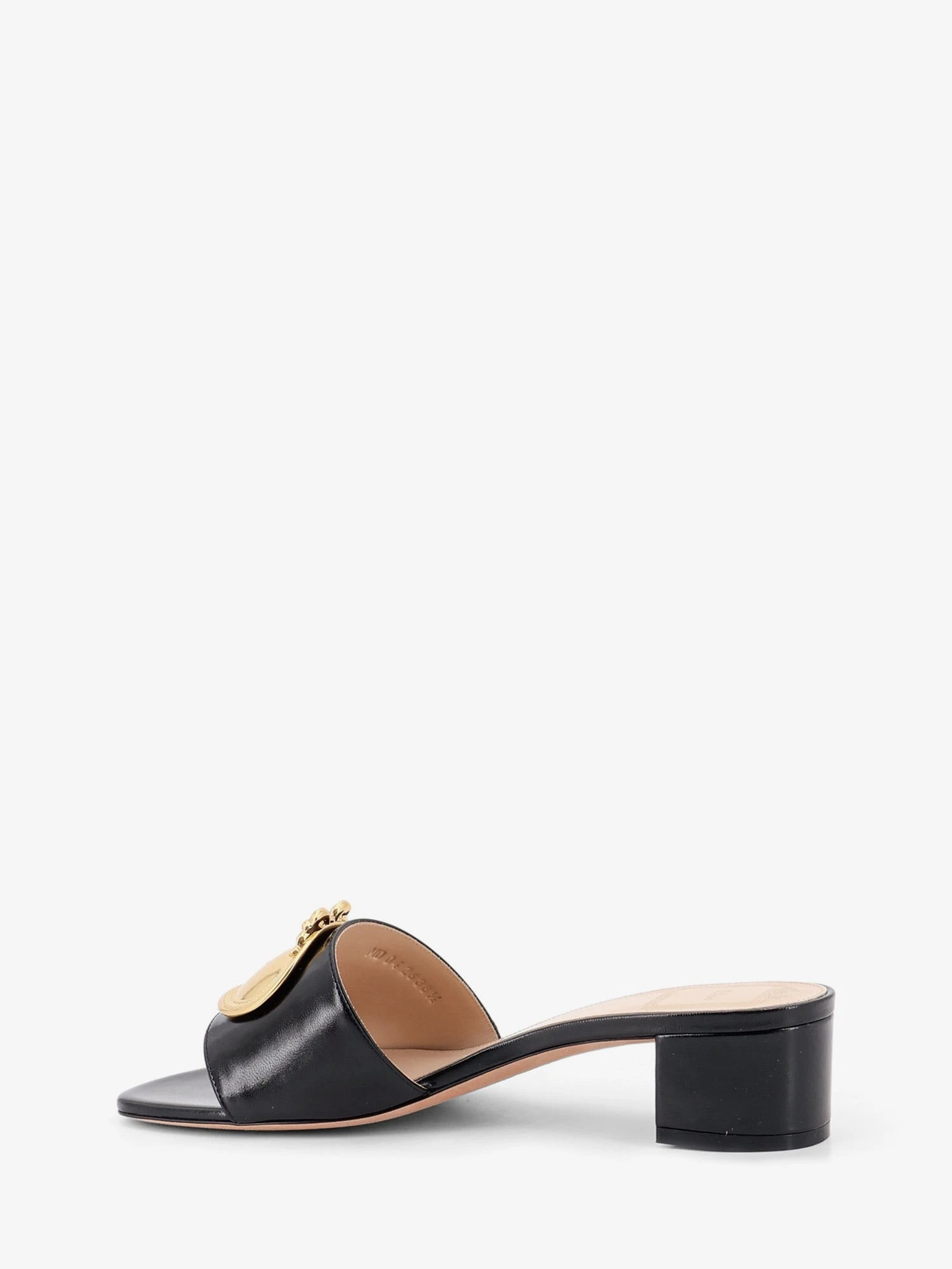 Leather sandals with Dior Médaillon logo.webp