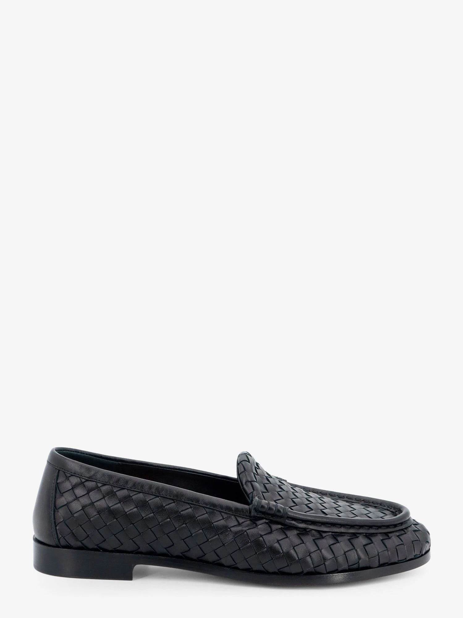 Silenzio leather loafers with Intrecciato motif.webp