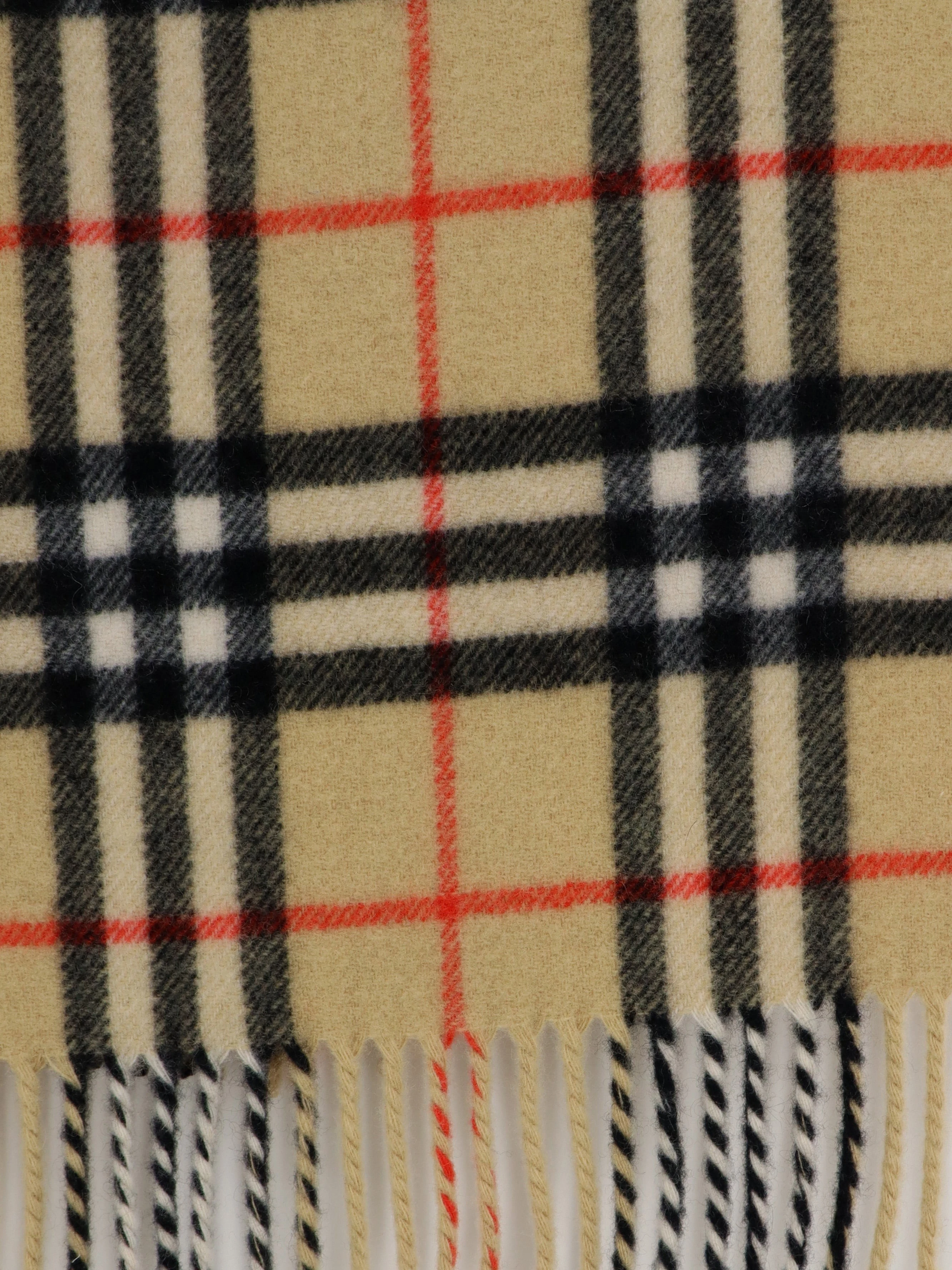 Lola Medium Check scarf.webp