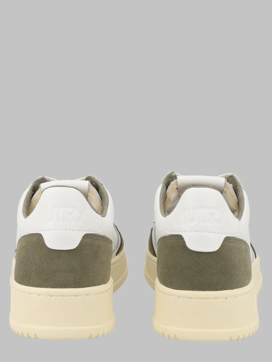 SNEAKER "MEDALIST LOW".webp