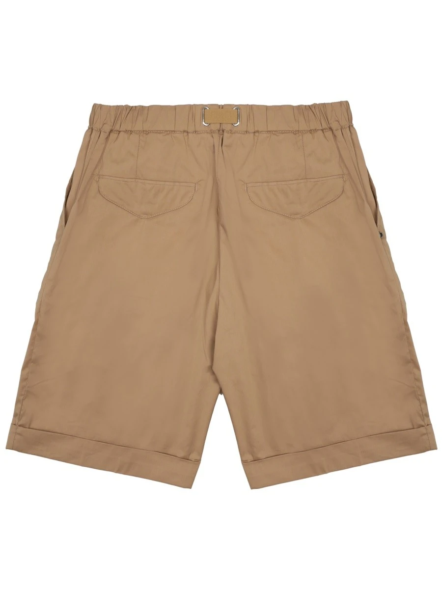 SHORTS CON CINTURA.webp