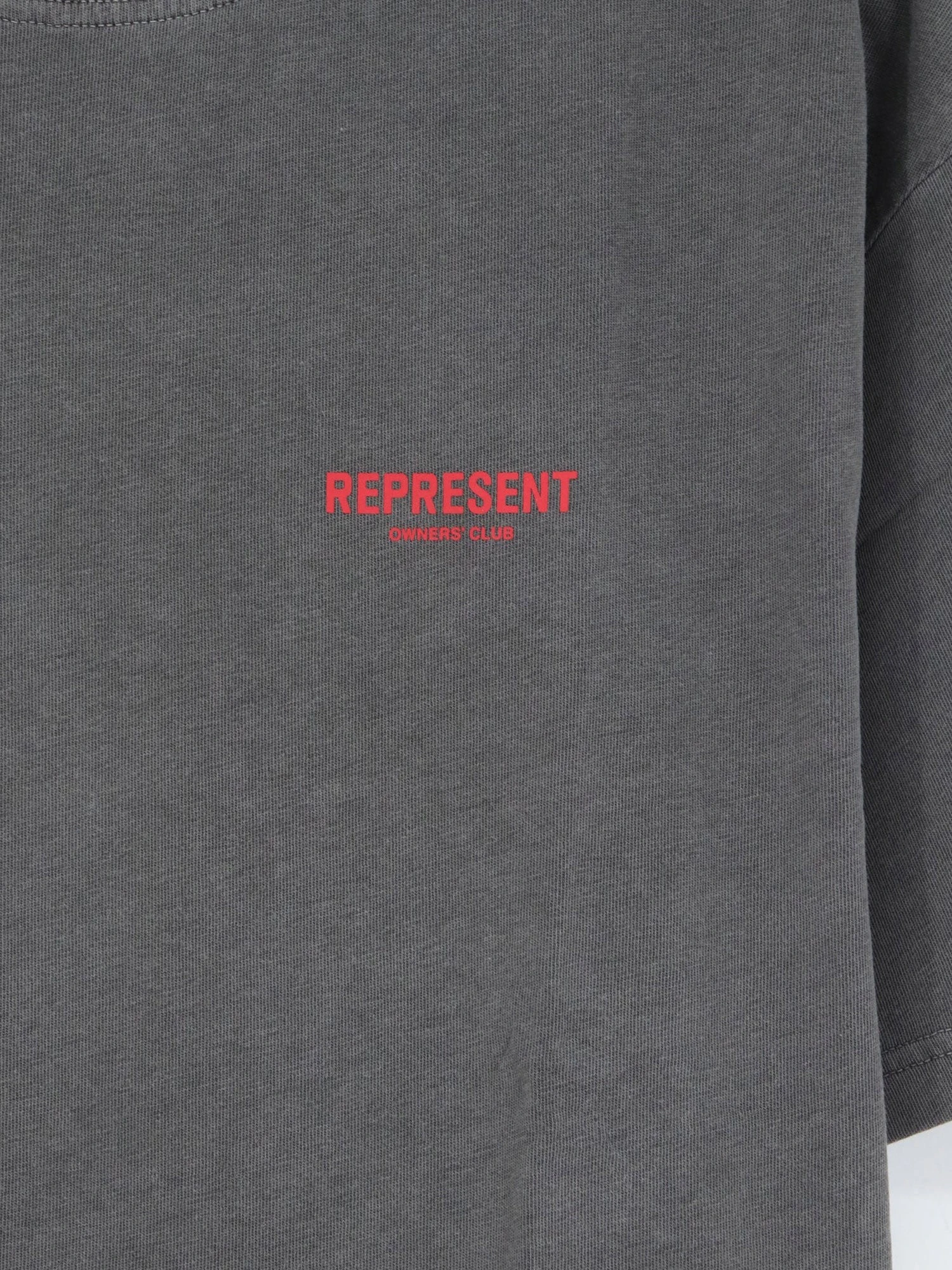 Cotton T-shirt with front print.webp