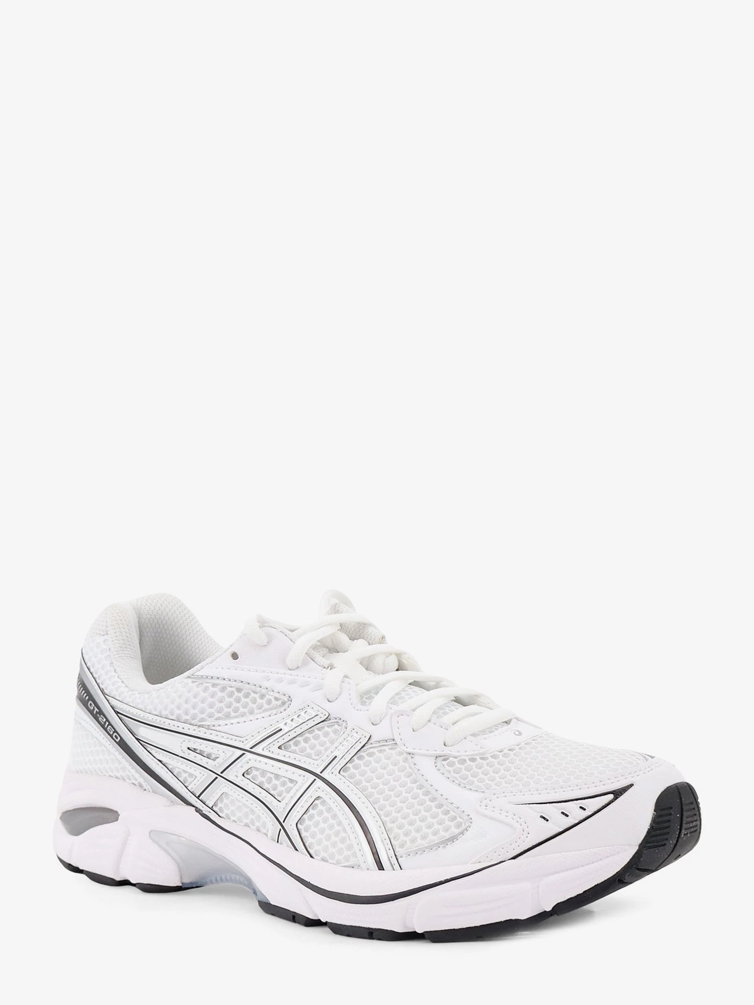 GT-2160 leather sneakers with contrasting inserts.webp