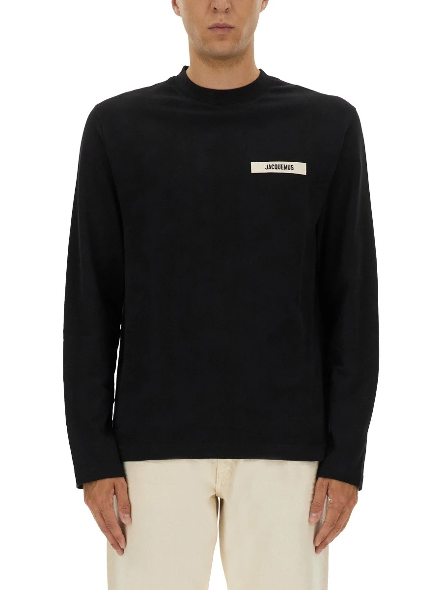 LONG-SLEEVED T-SHIRT.webp