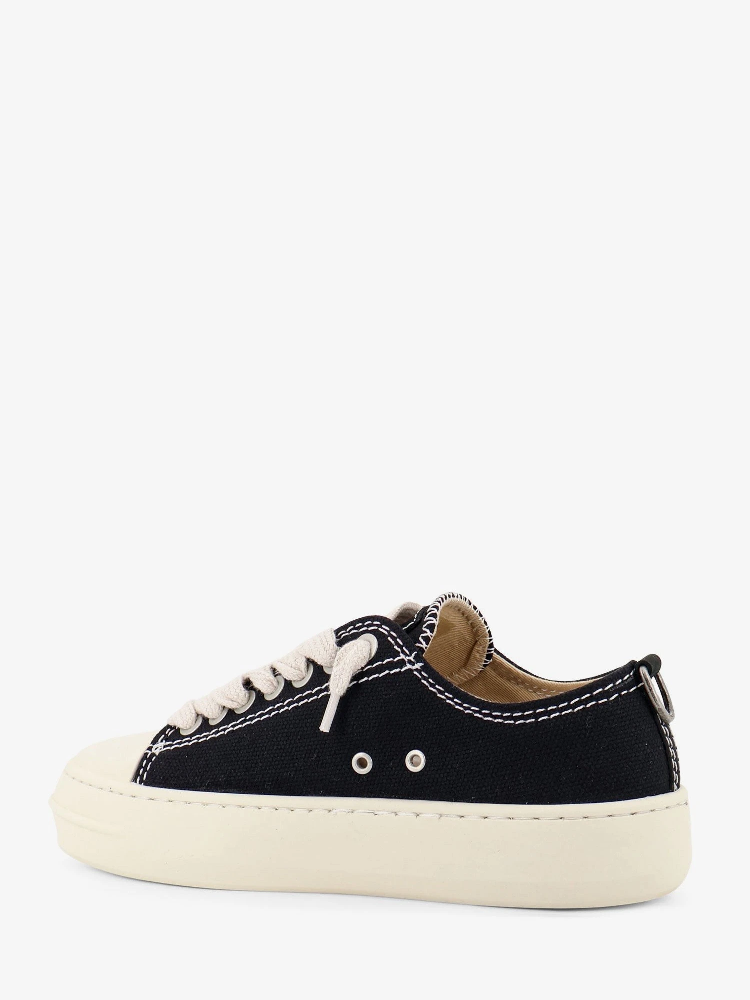 Rep-cap canvas sneakers.webp