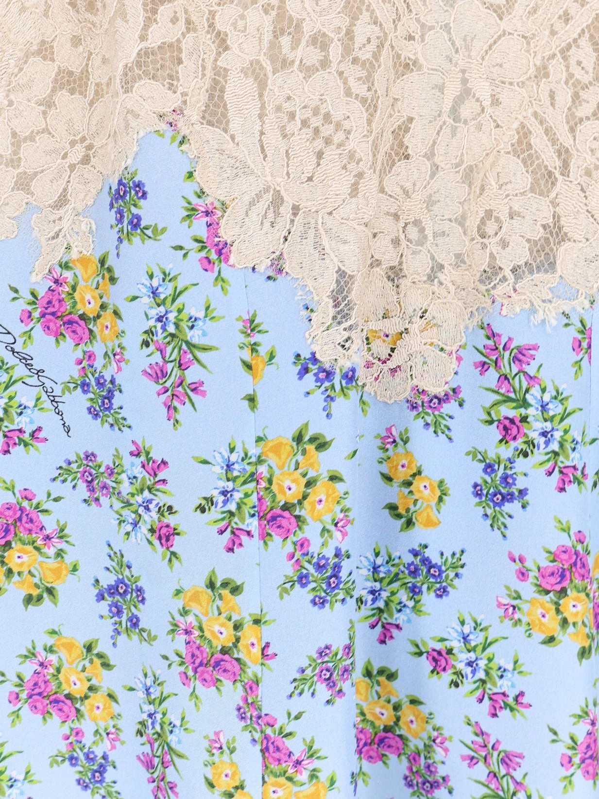 Silk blend dress with a Mazzolini di fiori print.webp