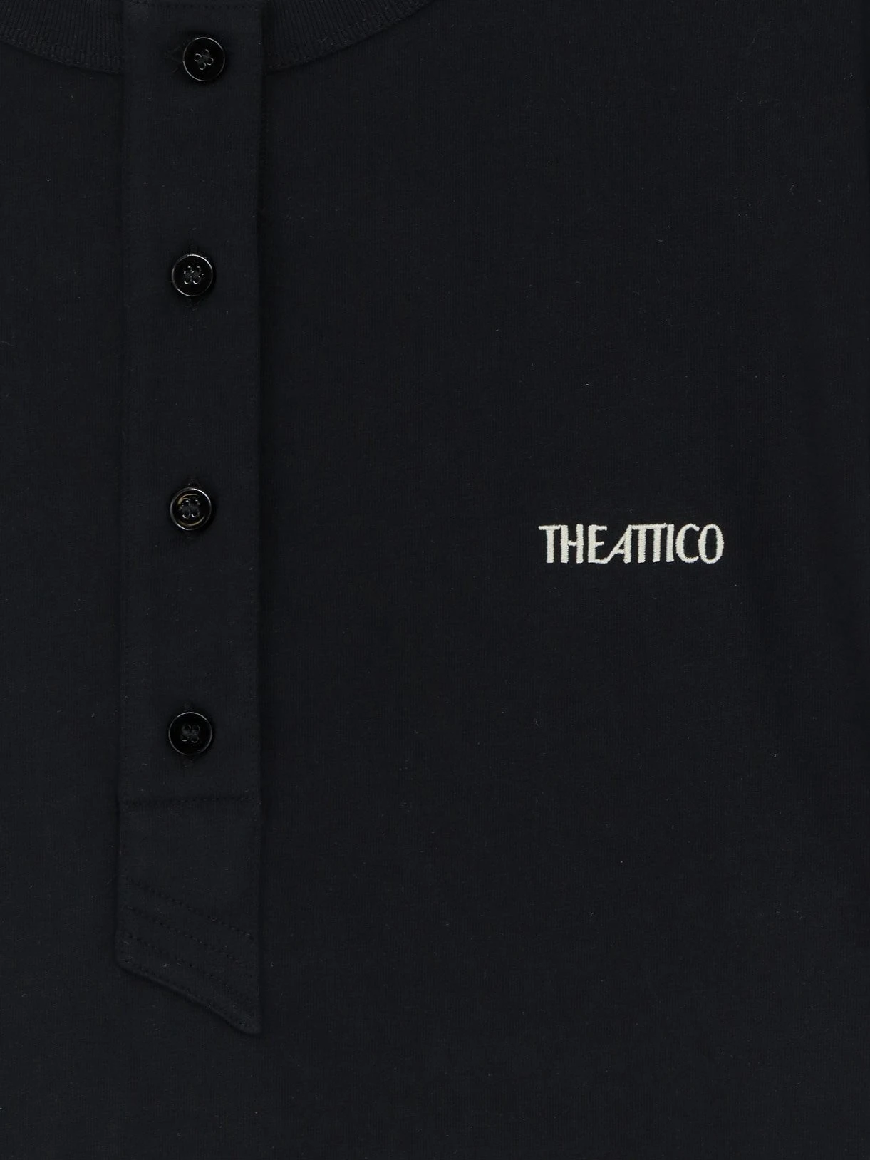 Cotton T-shirt with embroidered logo on the front.webp