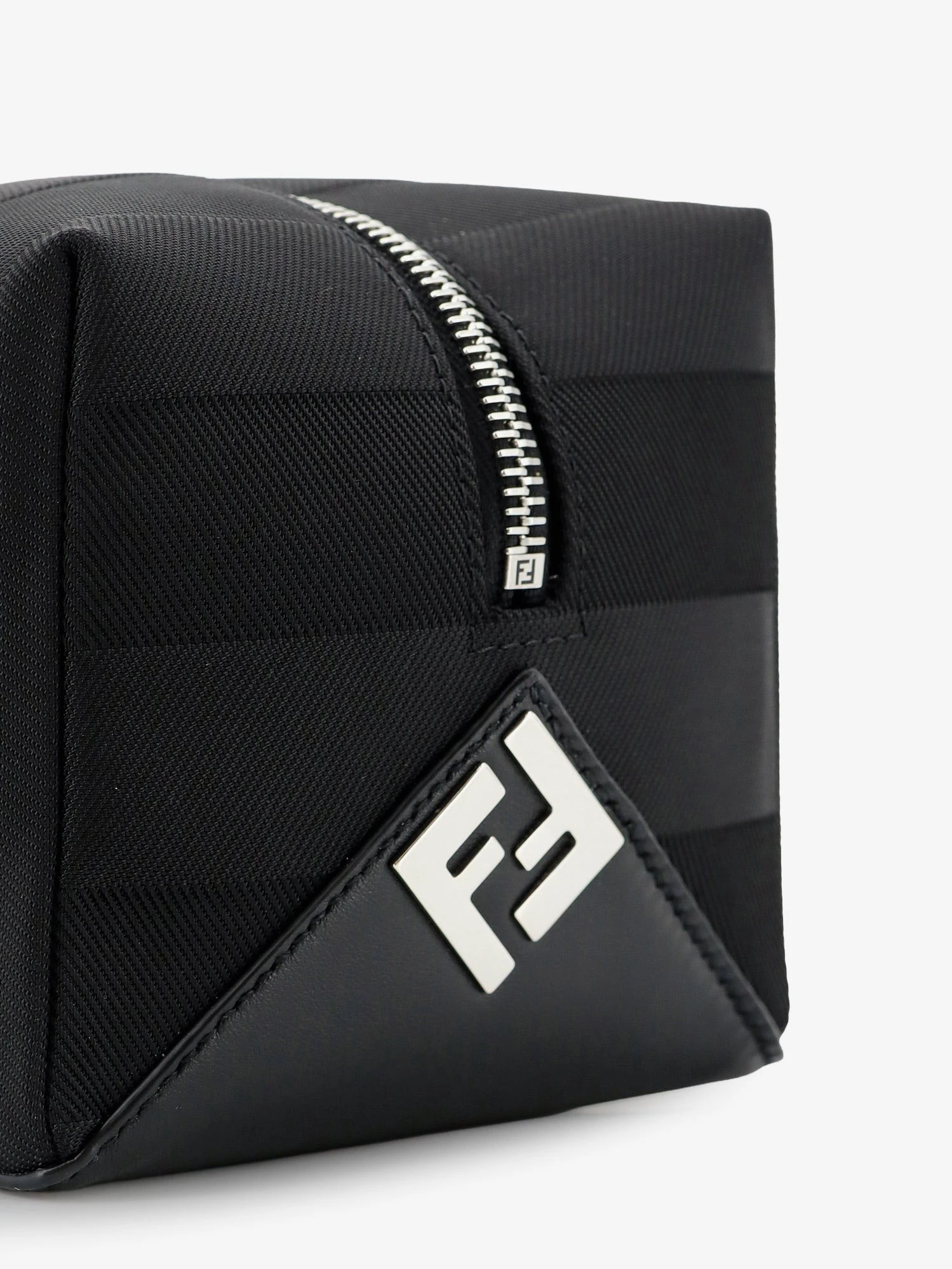Lui Beauty nylon clutch bag.webp