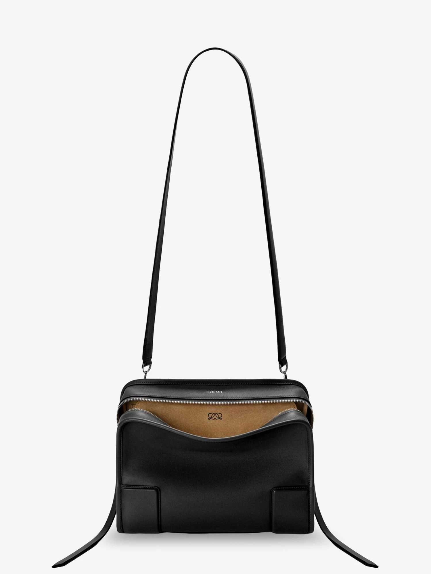 Amazona 180 leather handbag.webp