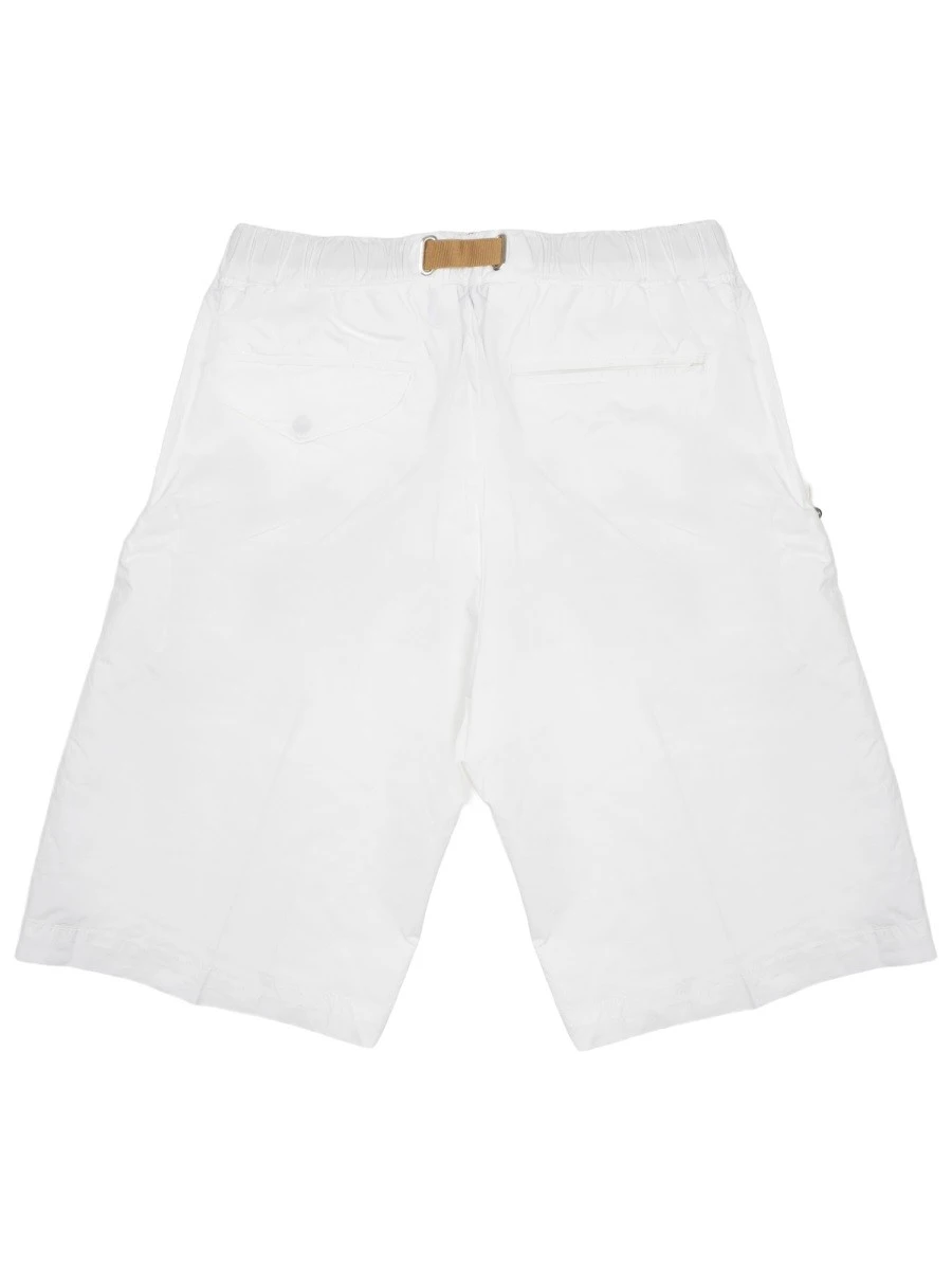 SHORTS CON CINTURA.webp