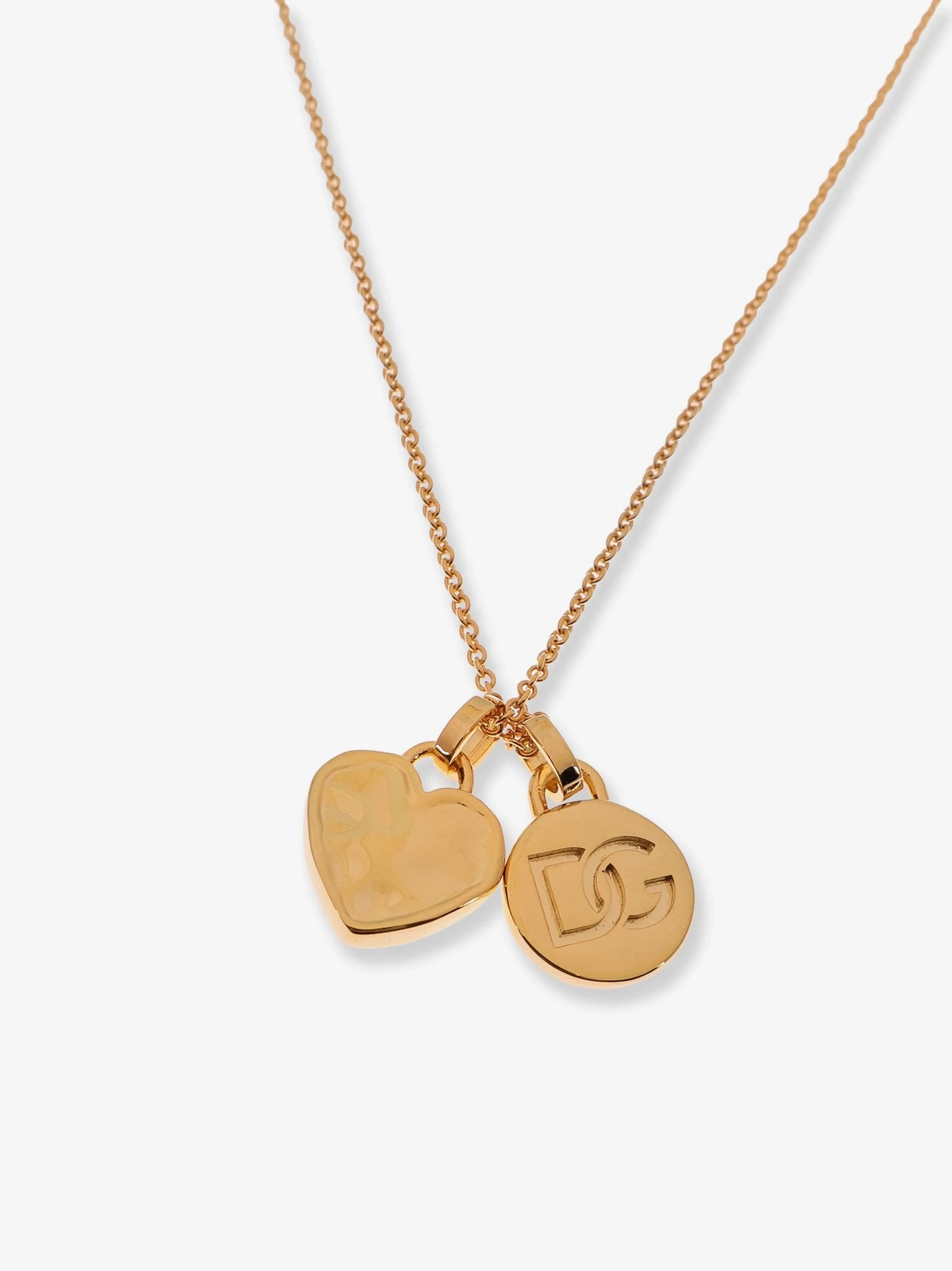 Metal necklace.webp