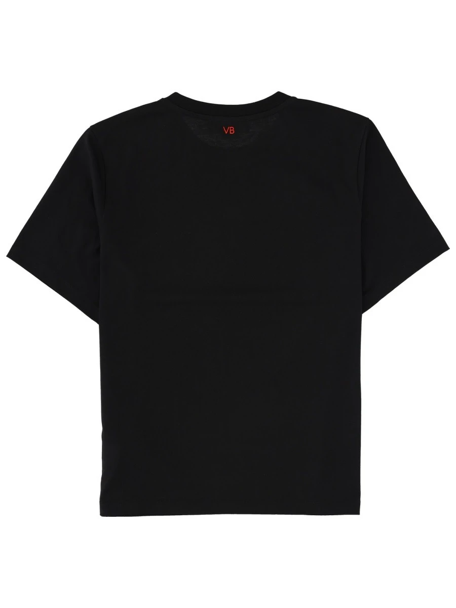 "WHO THE F*** IS VICTORIA BECKHAM" T-SHIRT..webp