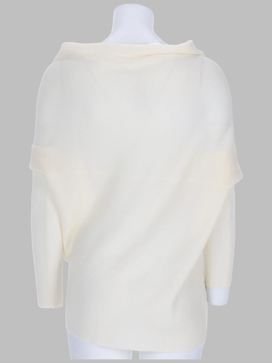 MAGLIA IN LANA.webp