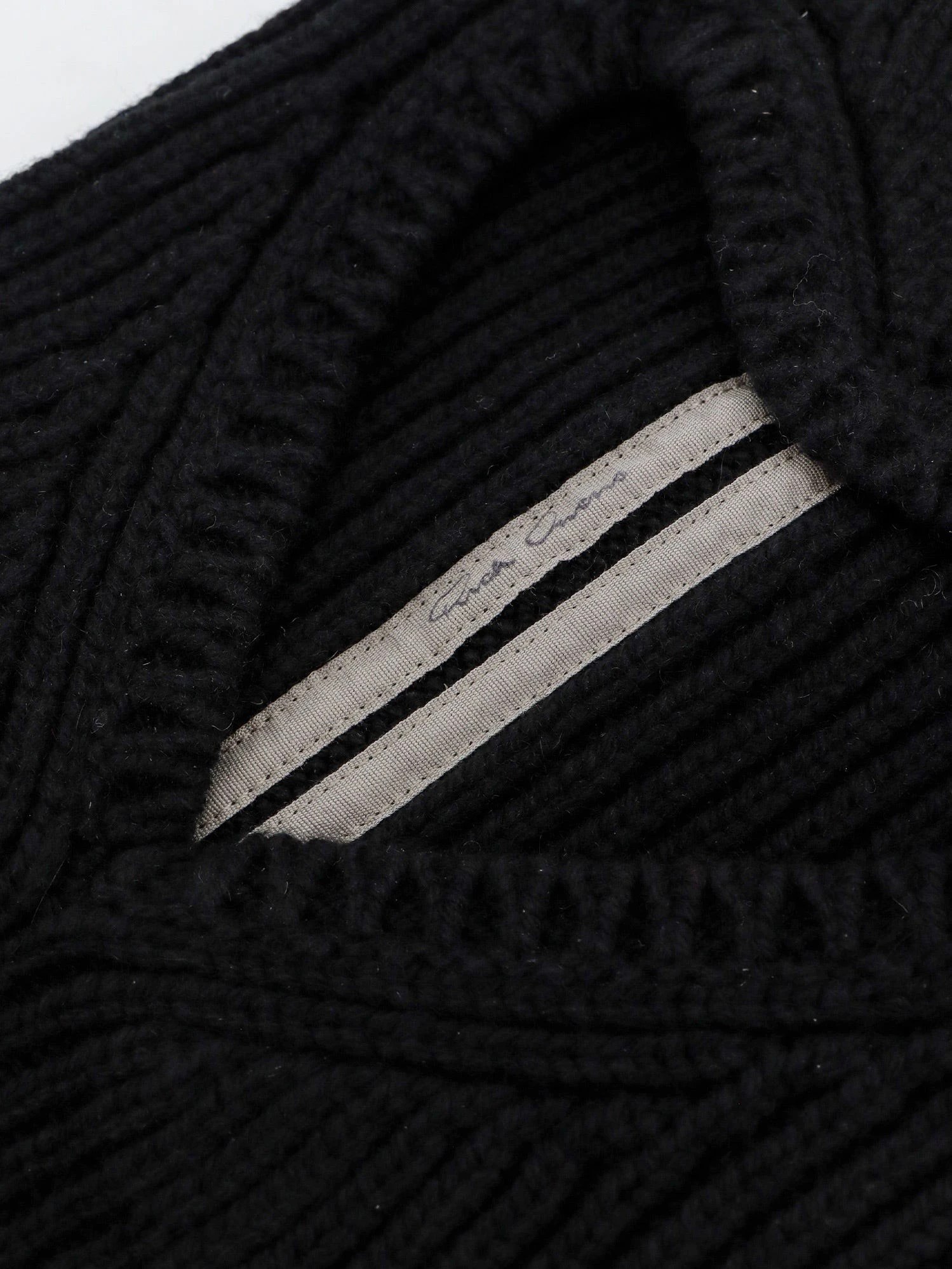 Porteville cashmere and wool blend balaclava.webp