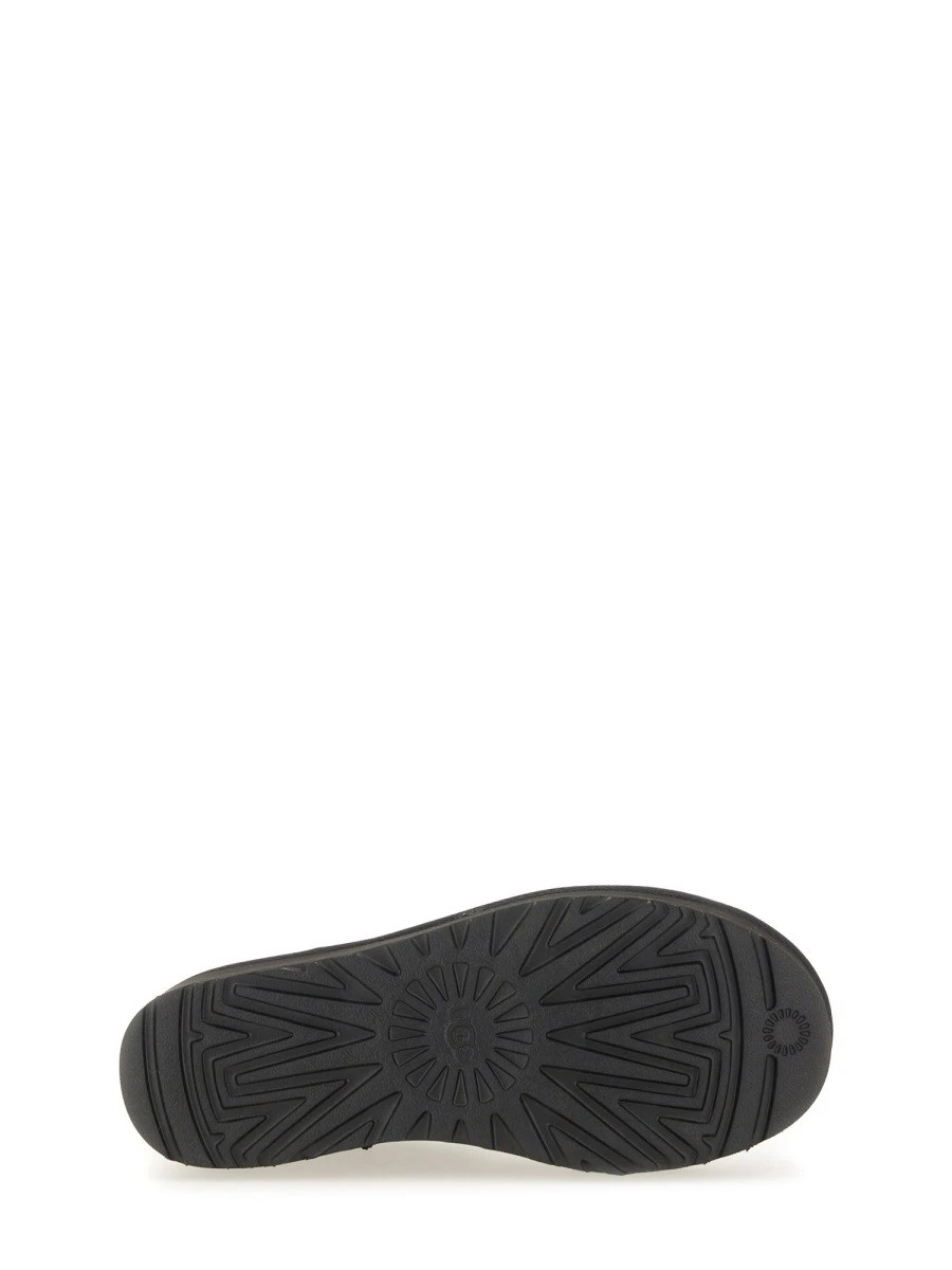 STIVALE CLASSIC ULTRA MINI CON PLATEAU.webp