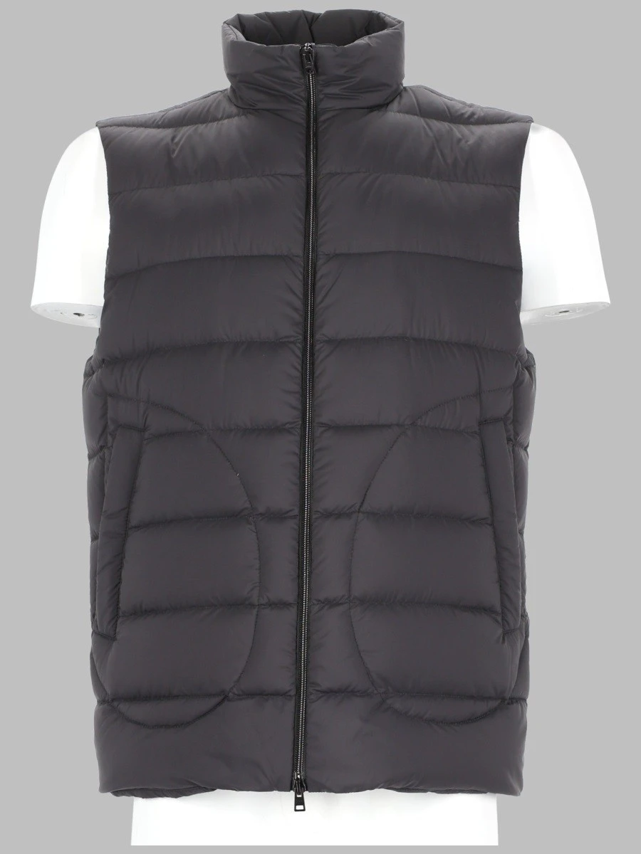 GILET IMBOTTITO CON ZIP.webp
