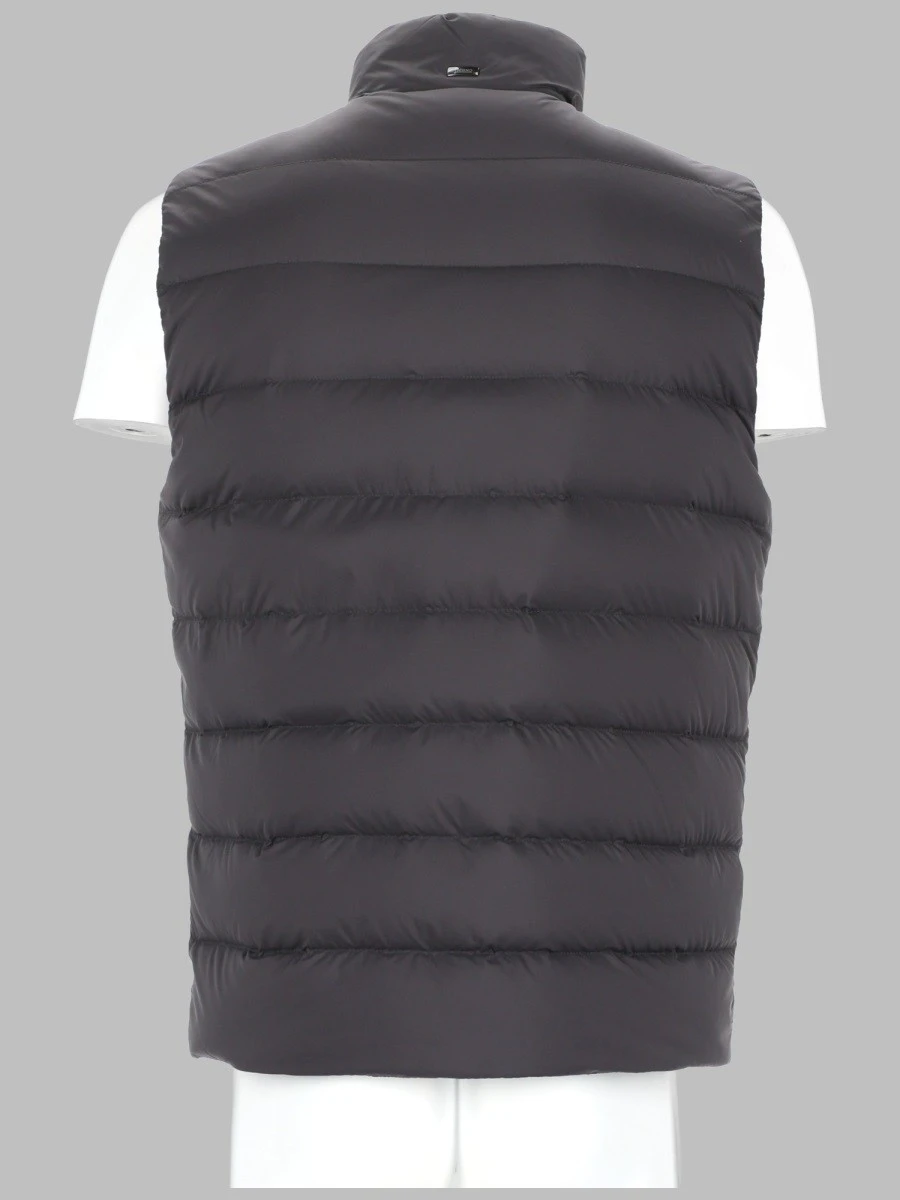 GILET IMBOTTITO CON ZIP.webp