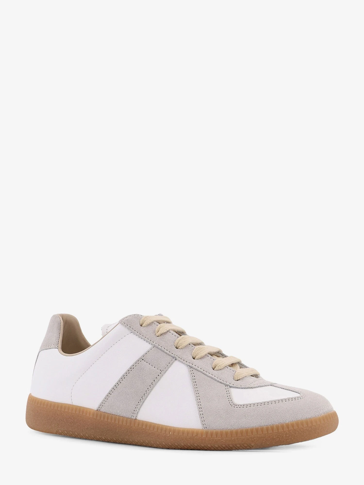Leather sneakers.webp