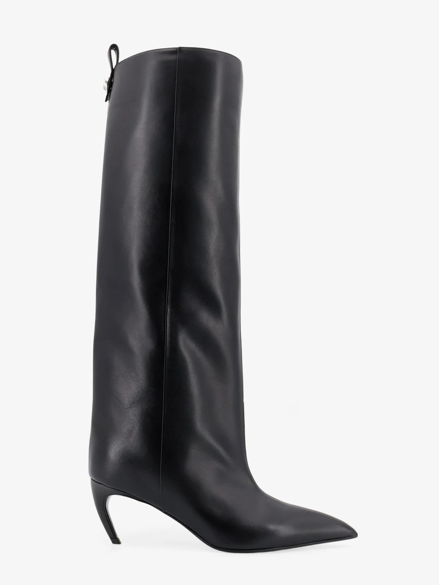 Lea leather boots.webp