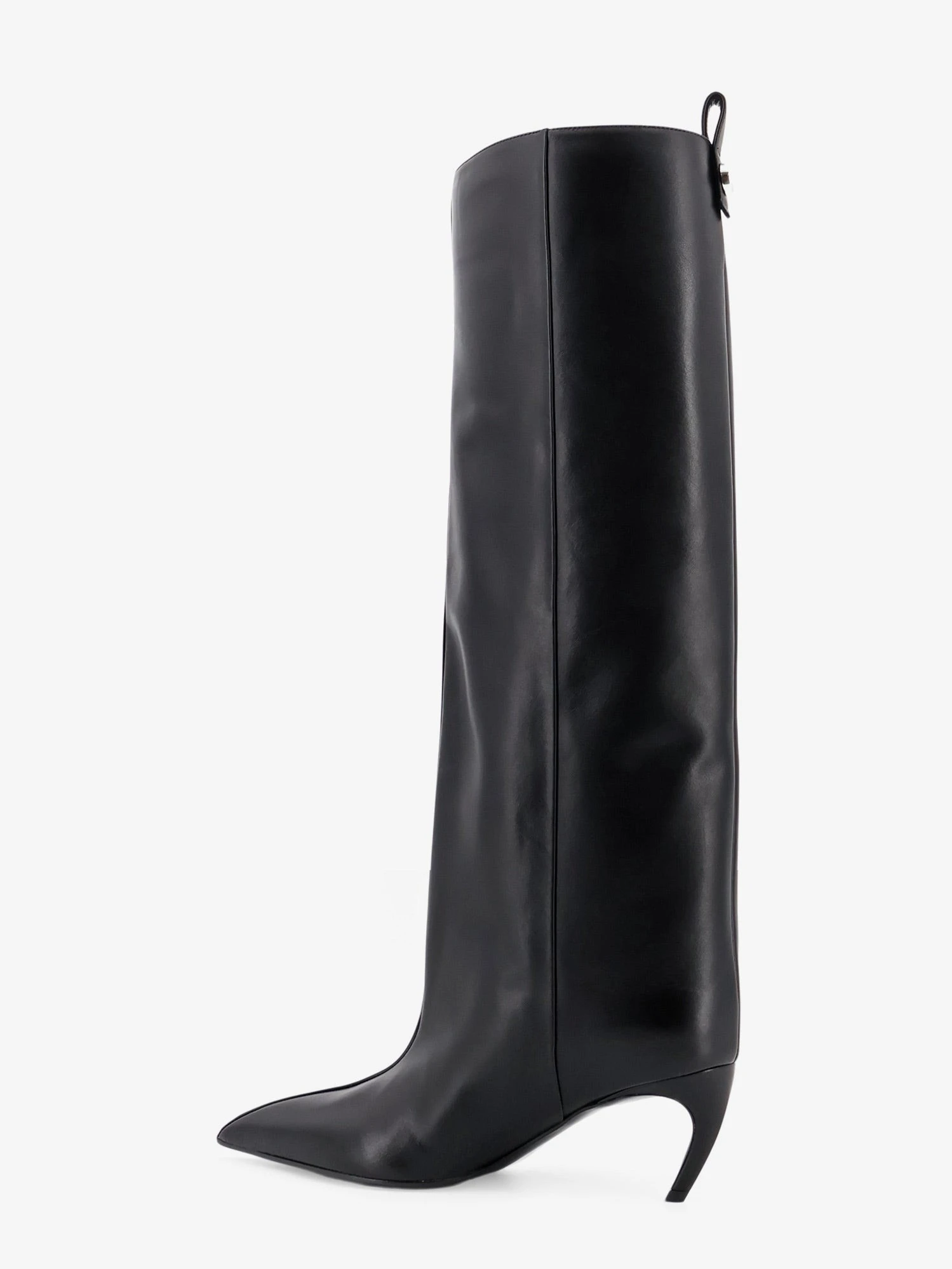 Lea leather boots.webp