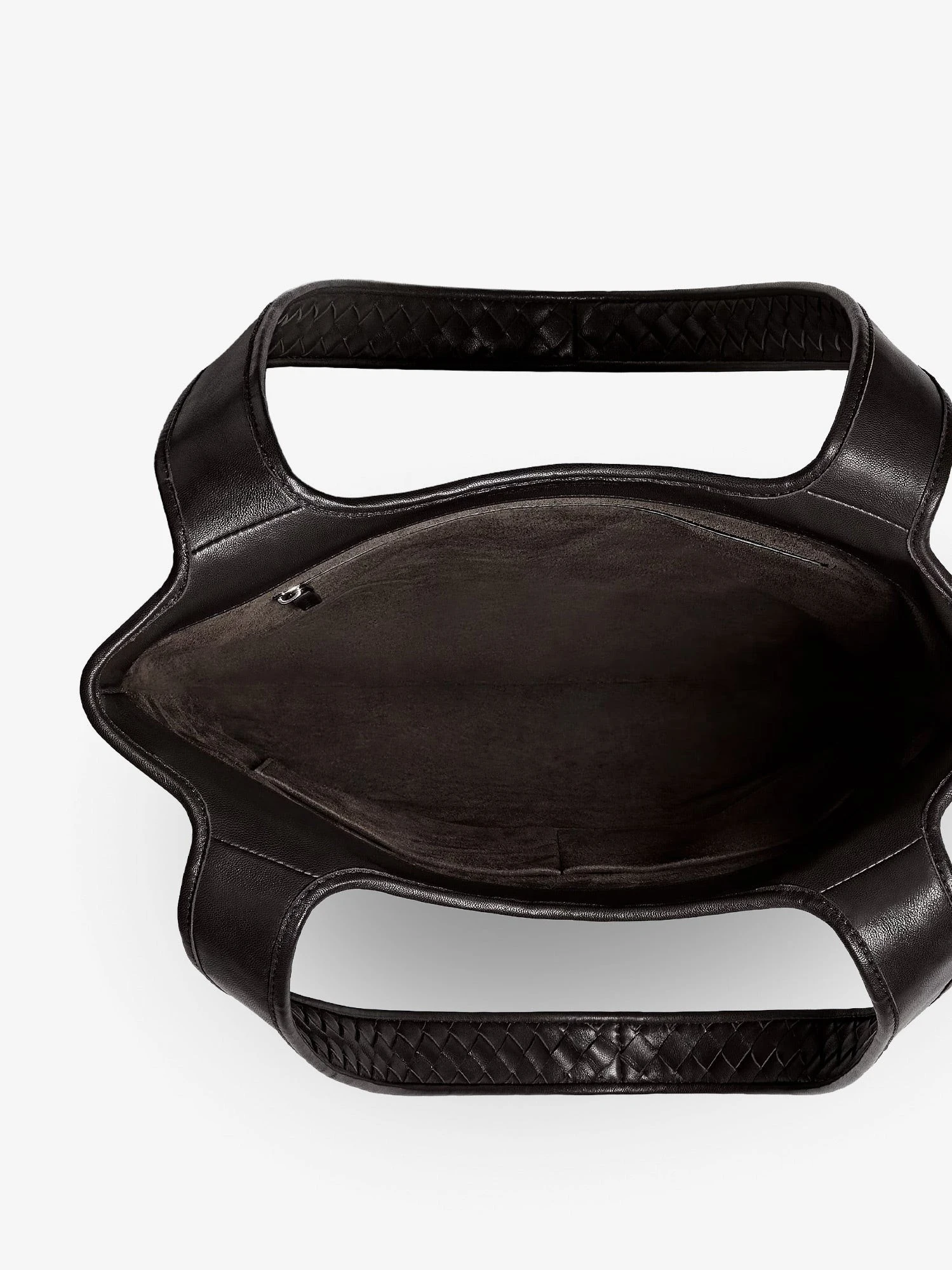 Veneto leather shoulder bag with Intrecciato motif.webp