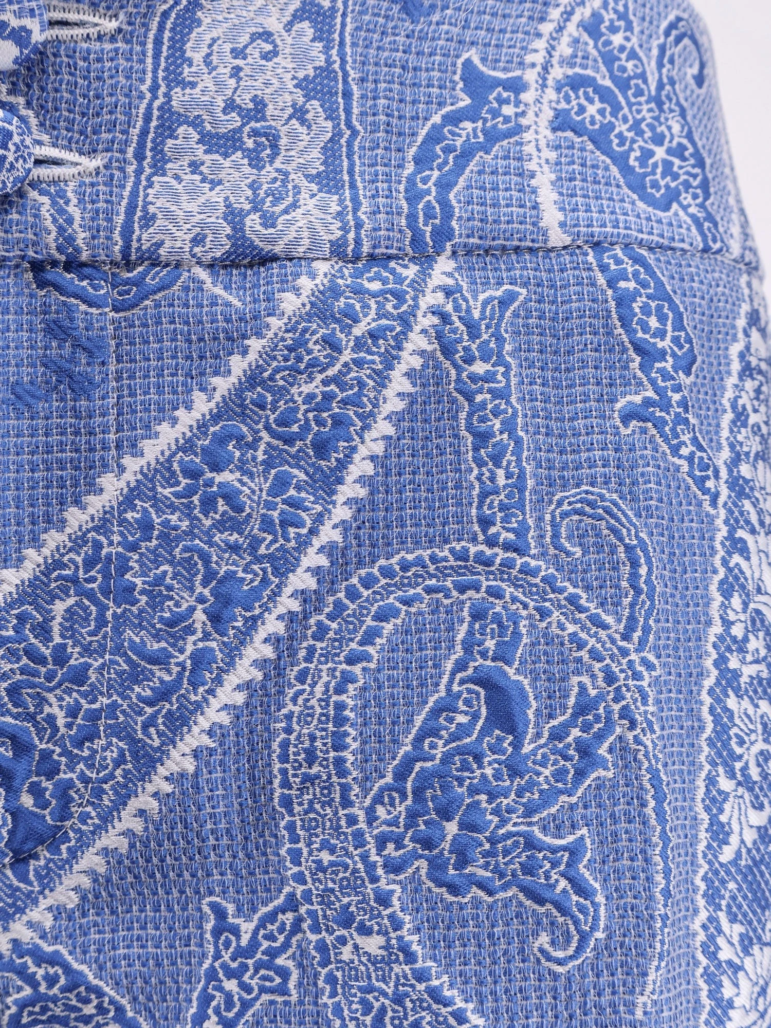 Trousers with iconic print.webp