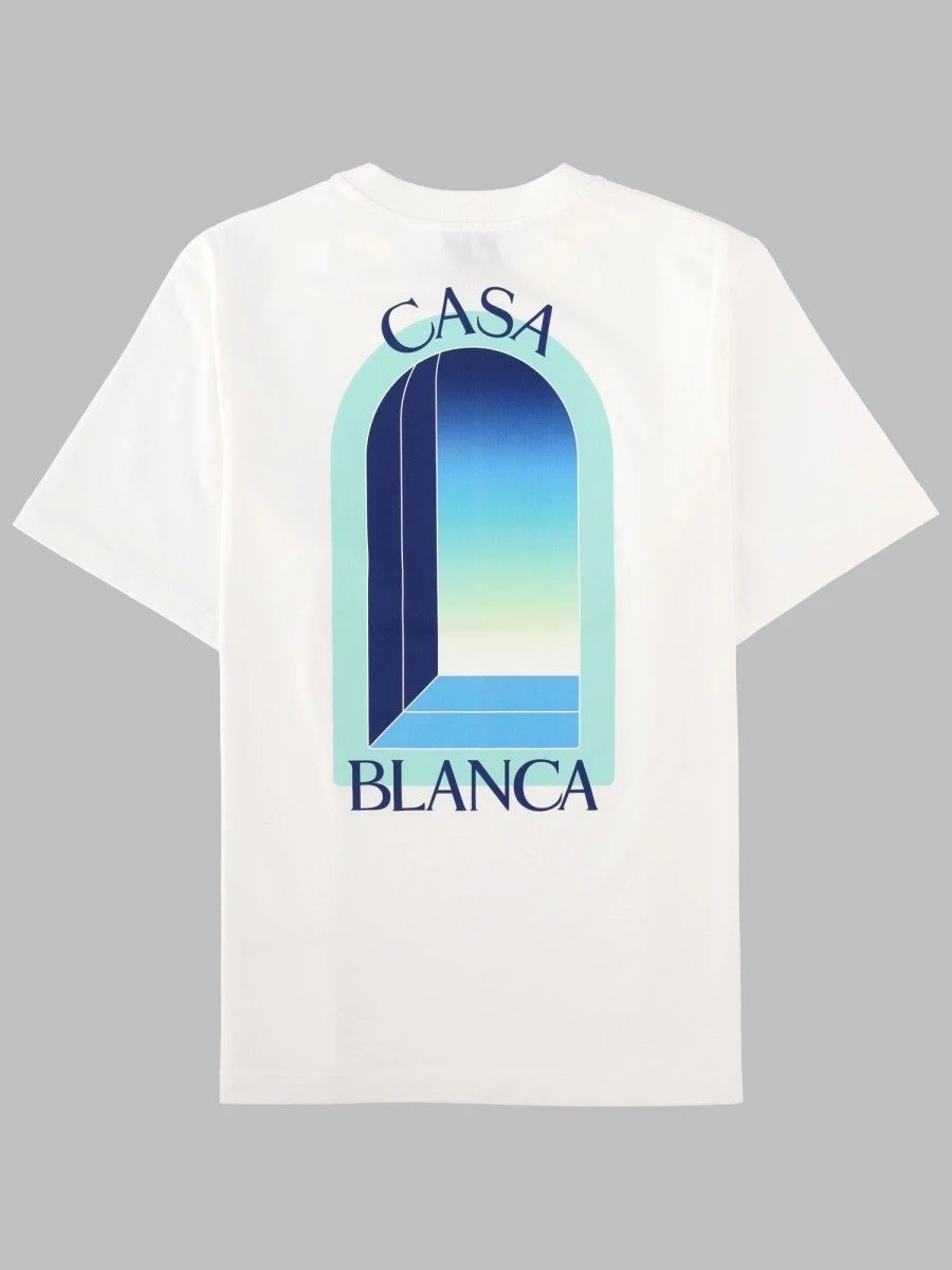 T-SHIRT CON STAMPA.webp
