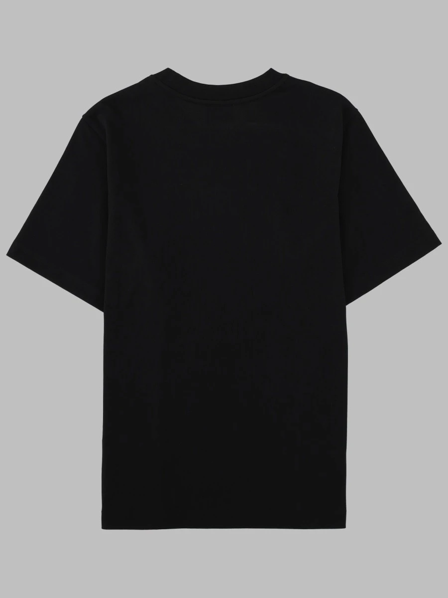 T-SHIRT CON STAMPA.webp